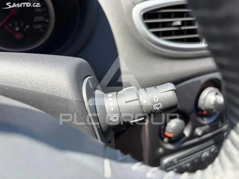 2012 Renault Clio