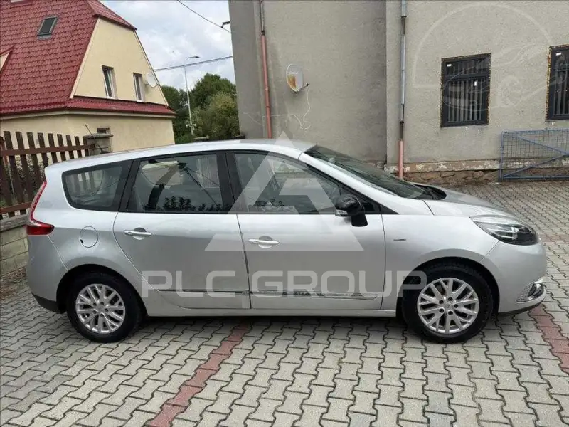 2012 Renault Grand Scenic