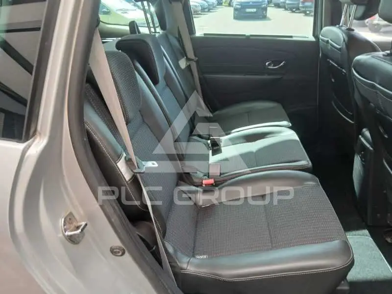 2012 Renault Grand Scenic