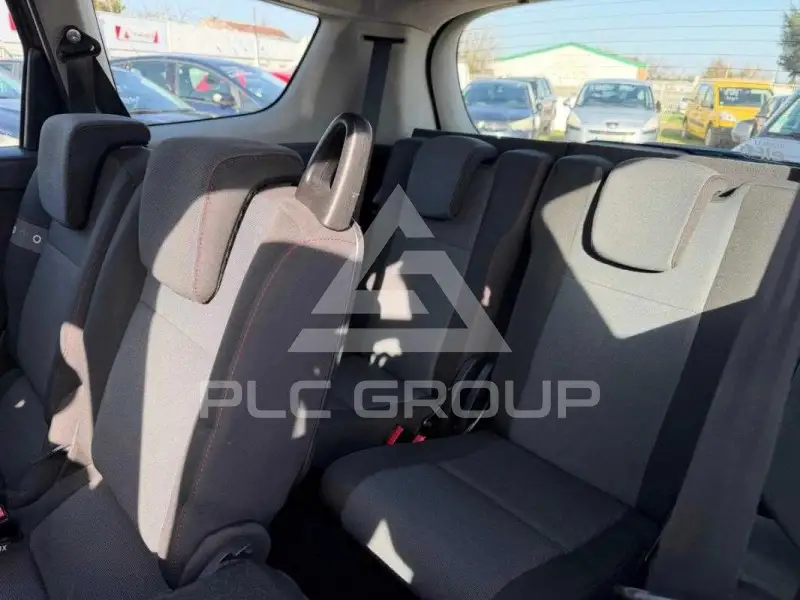 2012 Renault Grand Scenic