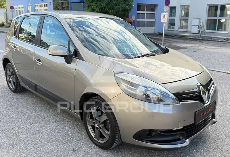 2012 Renault Grand Scenic