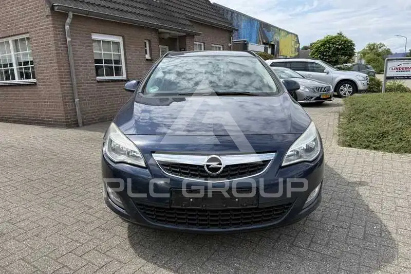 2012 Opel Astra