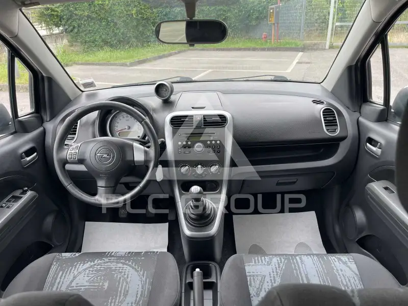 2012 Opel AGILA