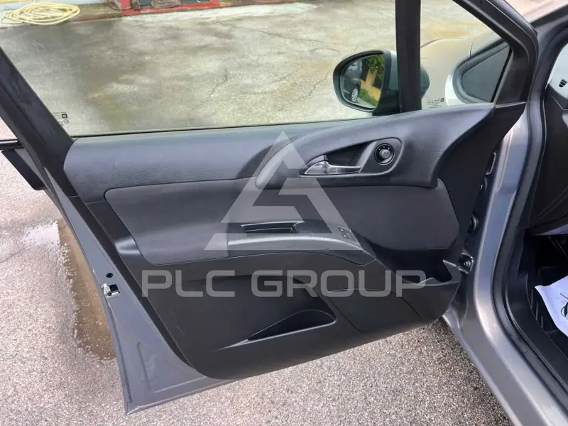 2012 Opel MERIVA
