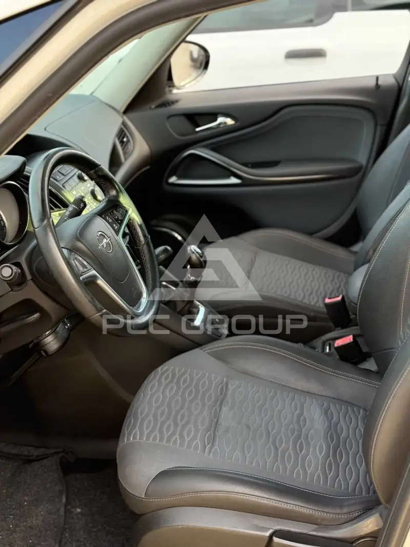 2012 Opel ZAFIRA