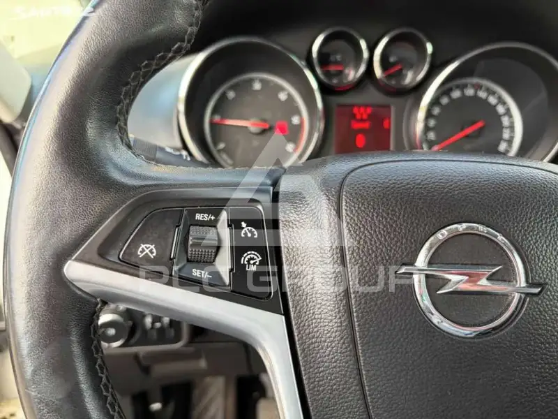 2012 Opel ZAFIRA