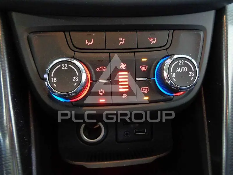 2012 Opel ZAFIRA