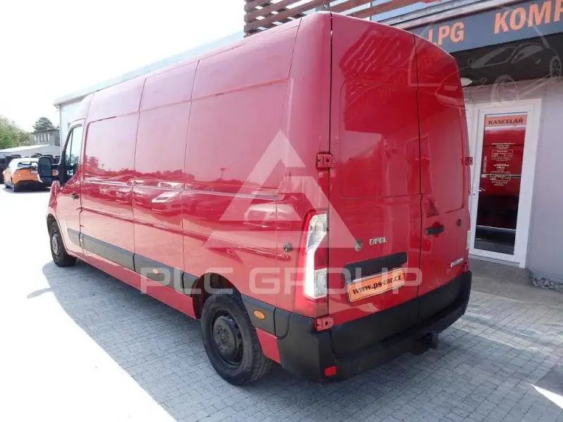 2012 Opel Movano