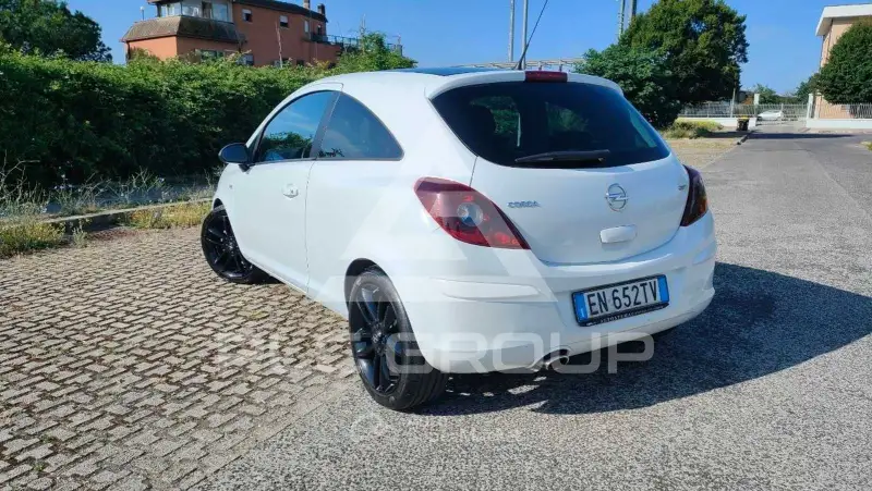 2012 Opel Corsa