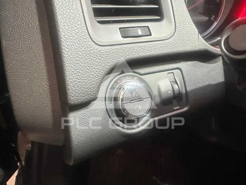 2012 Opel Insignia
