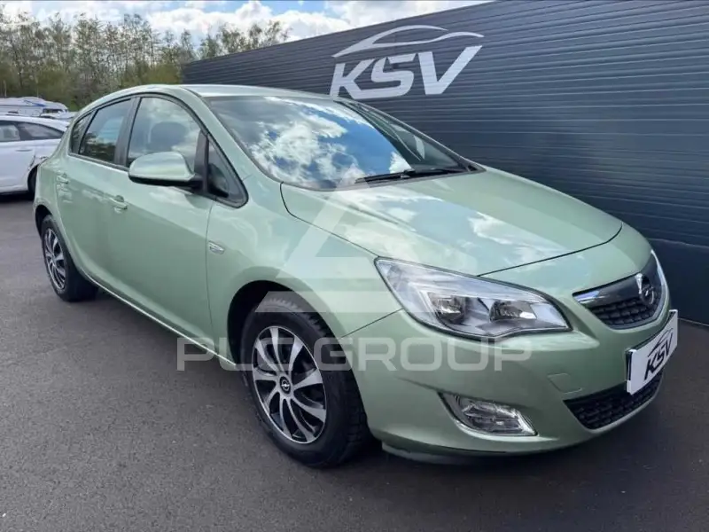 2012 Opel Astra