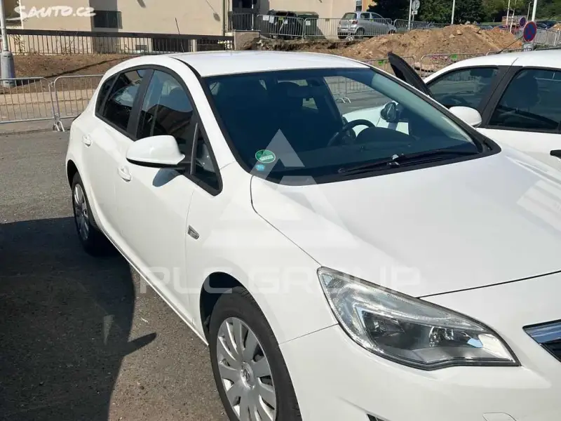 2012 Opel Astra