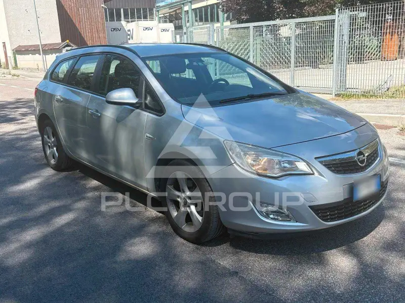 2012 Opel Astra