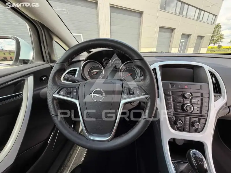 2012 Opel Astra
