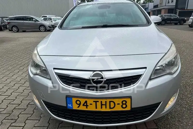 2012 Opel Astra