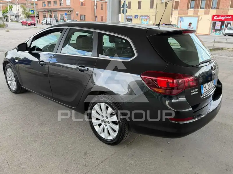 2012 Opel Astra