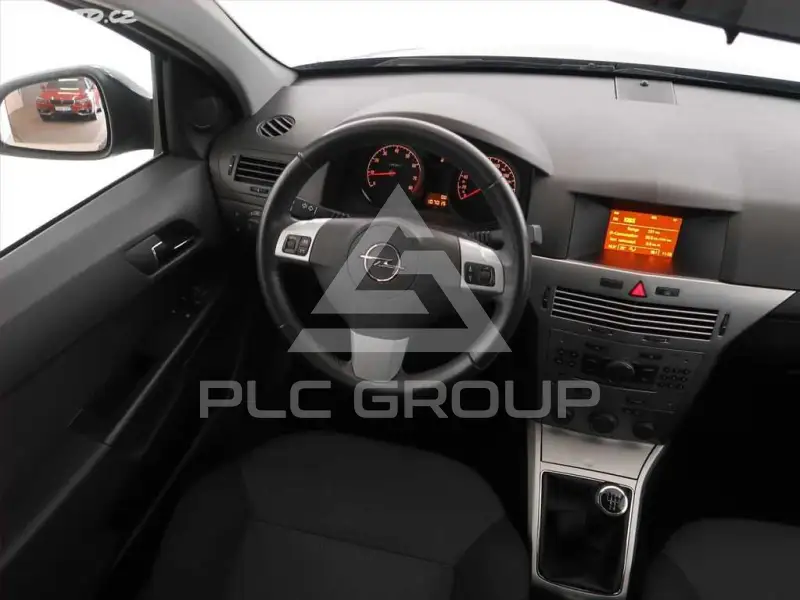 2012 Opel Astra