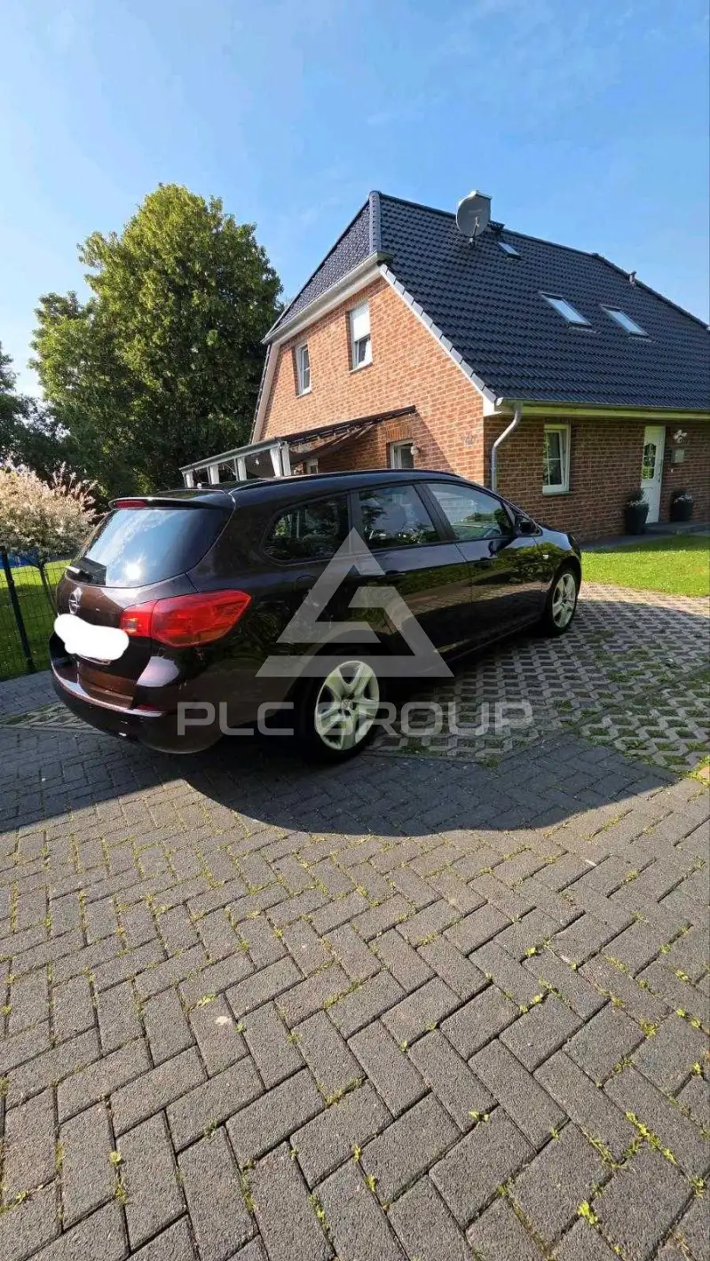 2012 Opel Astra