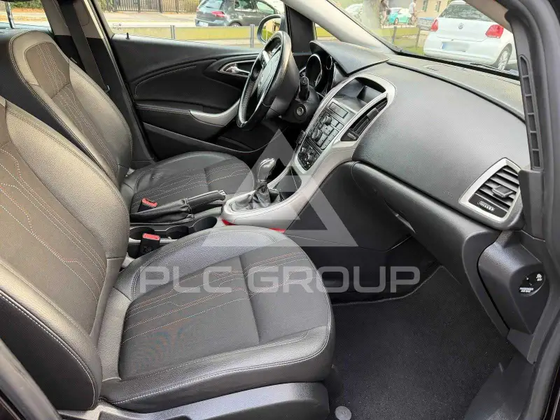 2012 Opel Astra