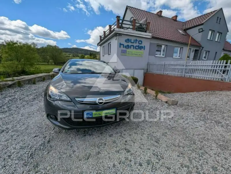 2012 Opel Astra