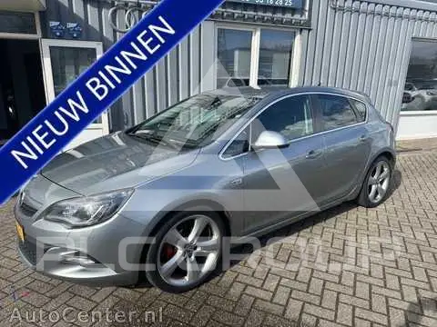 2012 Opel Astra
