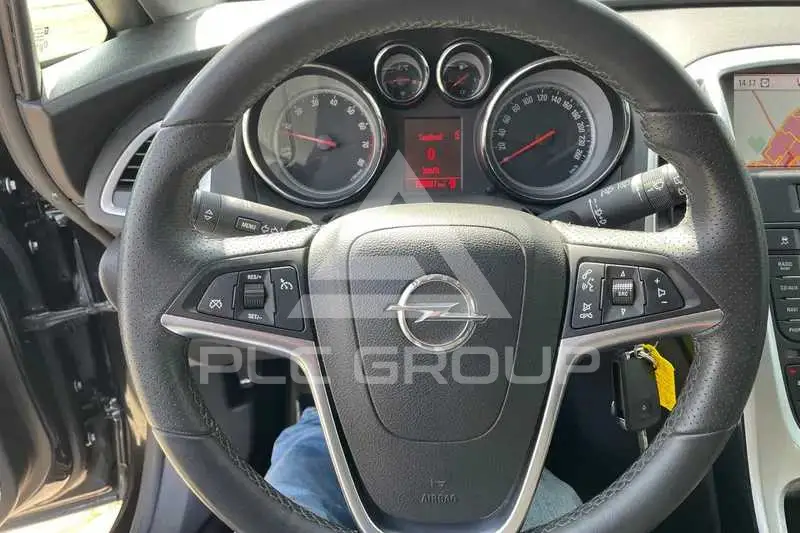 2012 Opel Astra