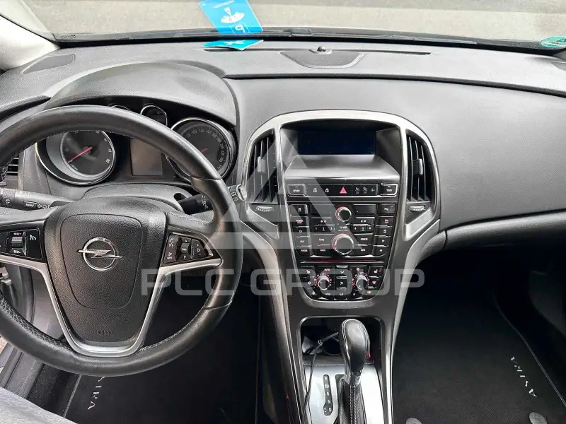 2012 Opel Astra