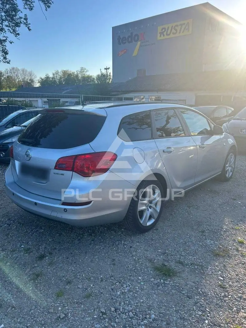 2012 Opel Astra