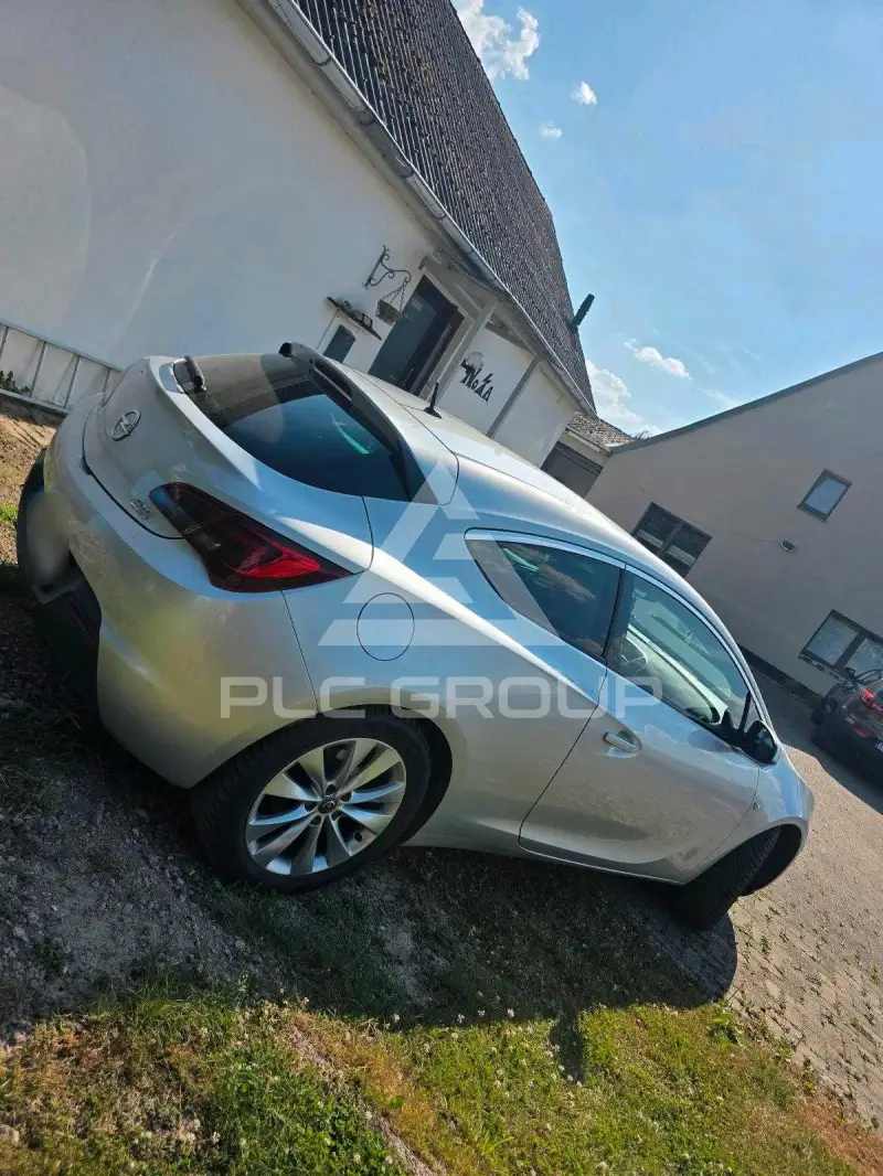 2012 Opel Astra