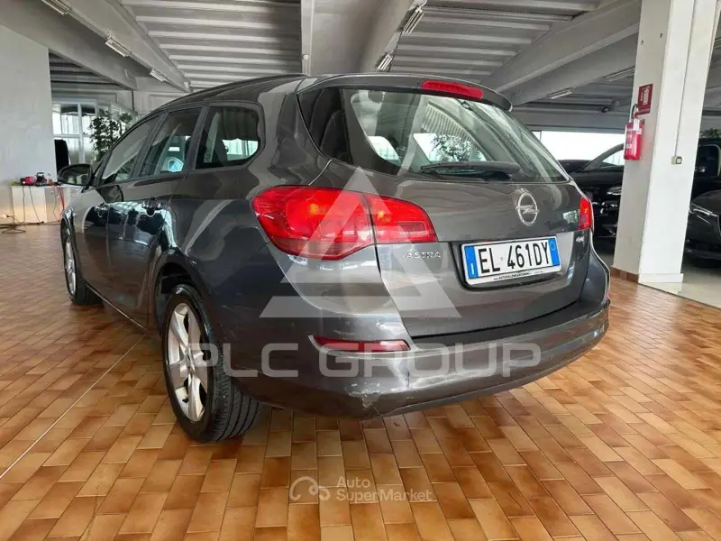 2012 Opel Astra