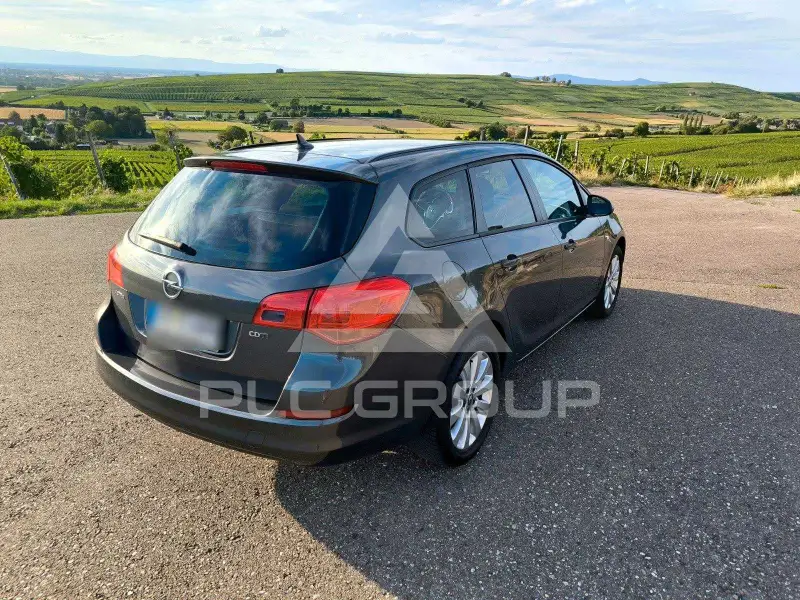 2012 Opel Astra