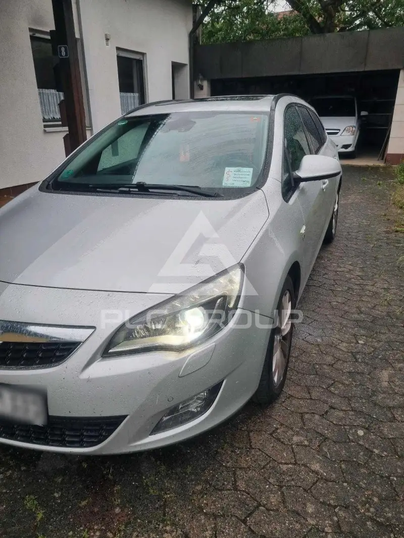 2012 Opel Astra