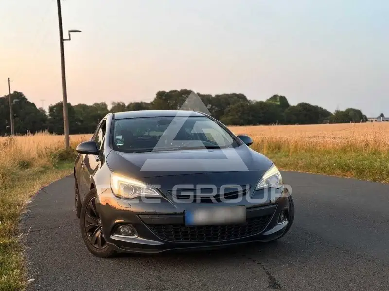 2012 Opel Astra
