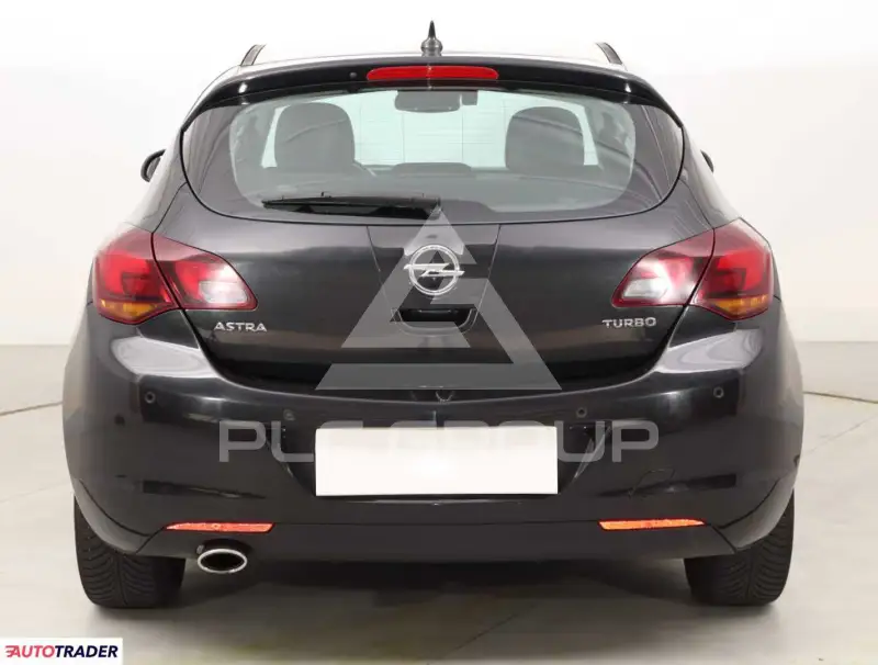 2012 Opel Astra