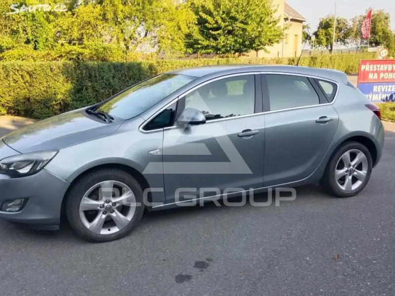 2012 Opel Astra