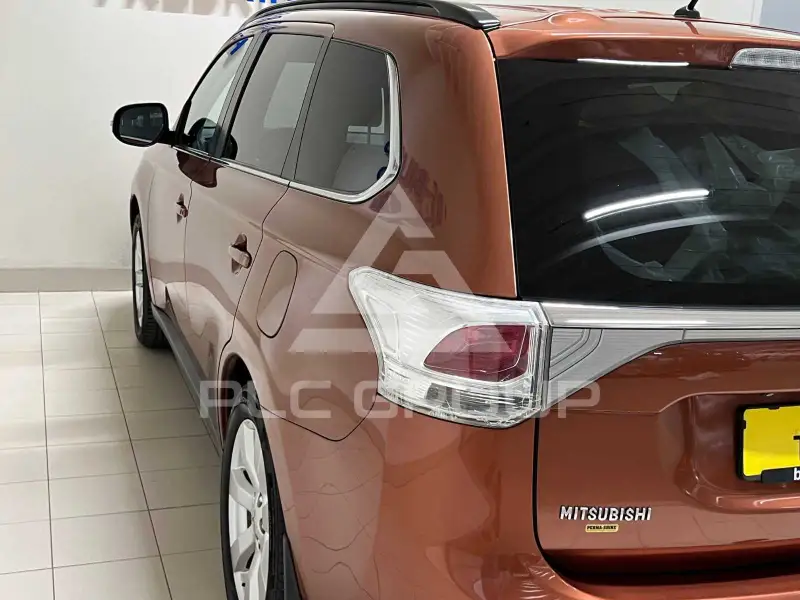 2013 Mitsubishi OUTLANDER