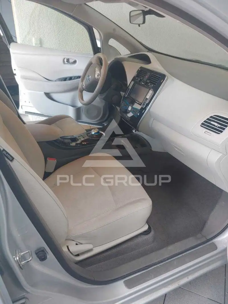 2013 Nissan LEAF