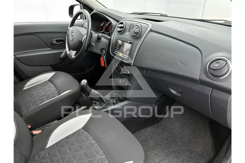 2013 Dacia Sandero