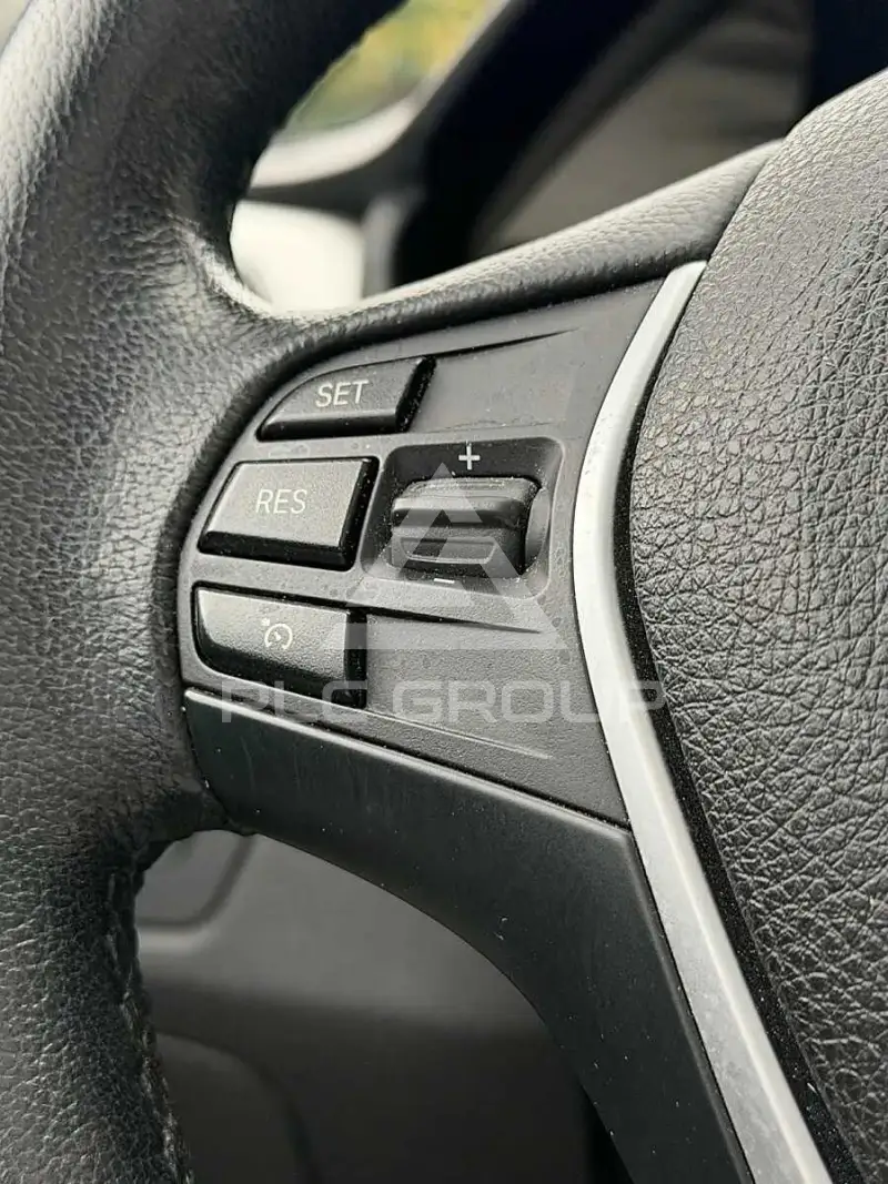2013 BMW 330