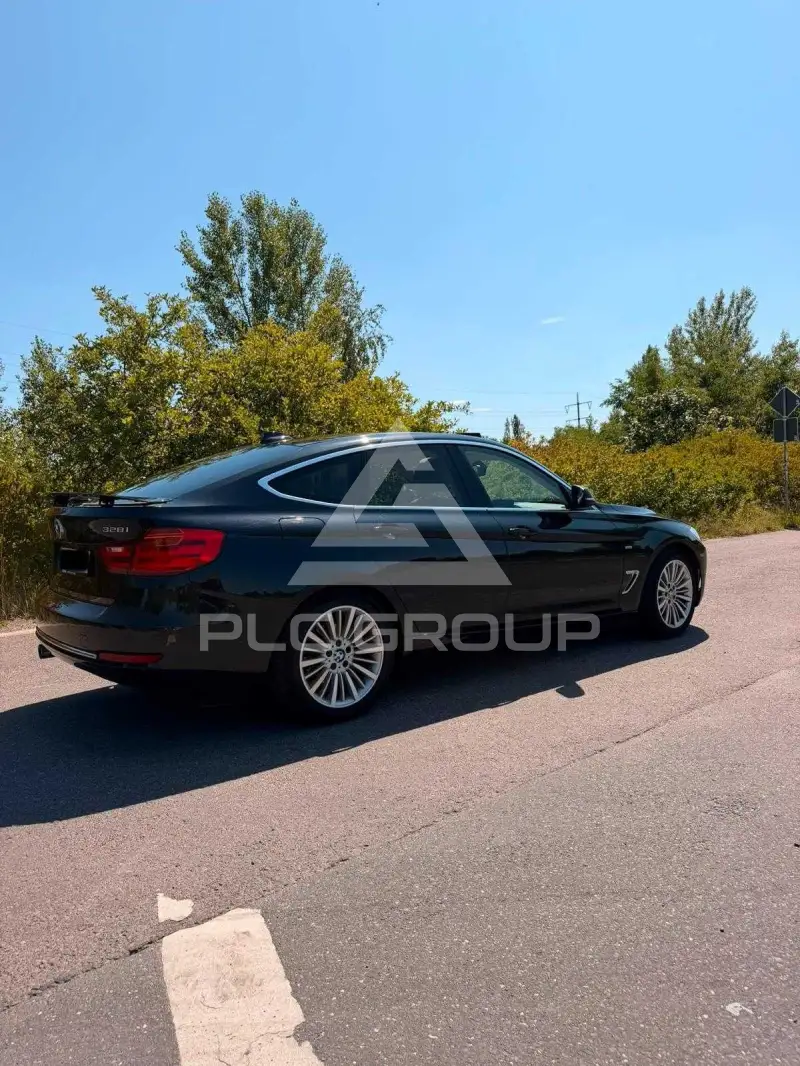 2013 BMW 330