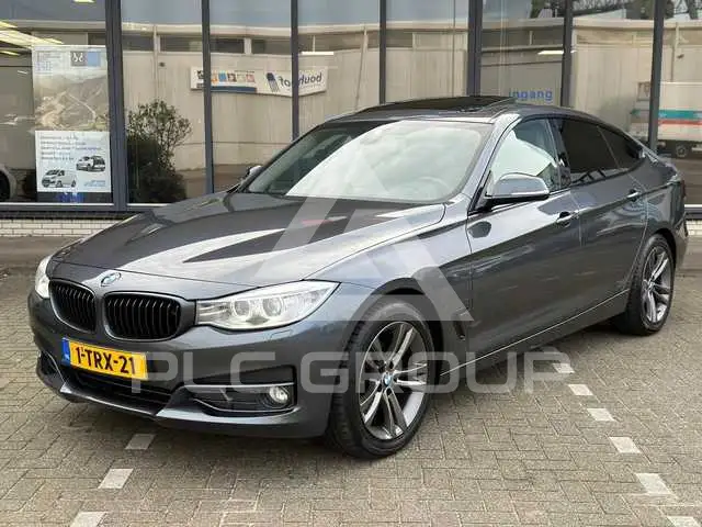 2013 BMW 330