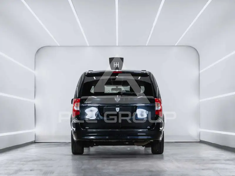 2013 Lancia Voyager