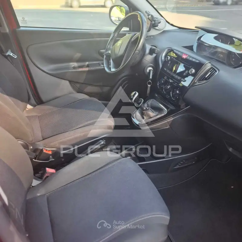 2013 Lancia YPSILON