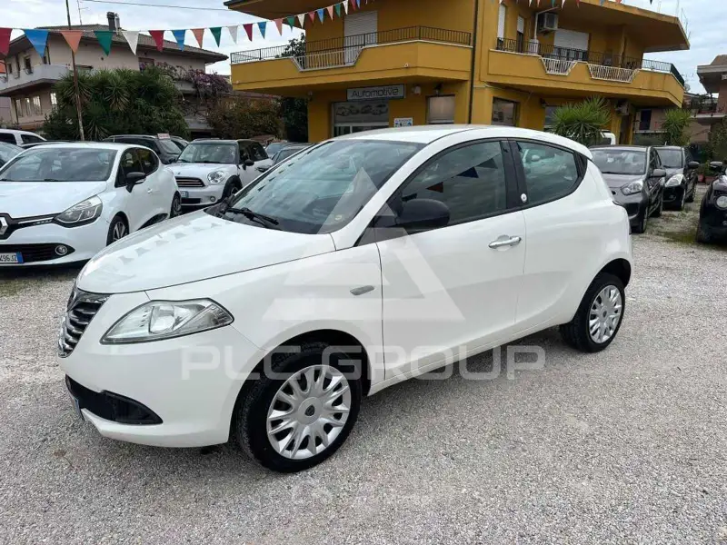 2013 Lancia YPSILON