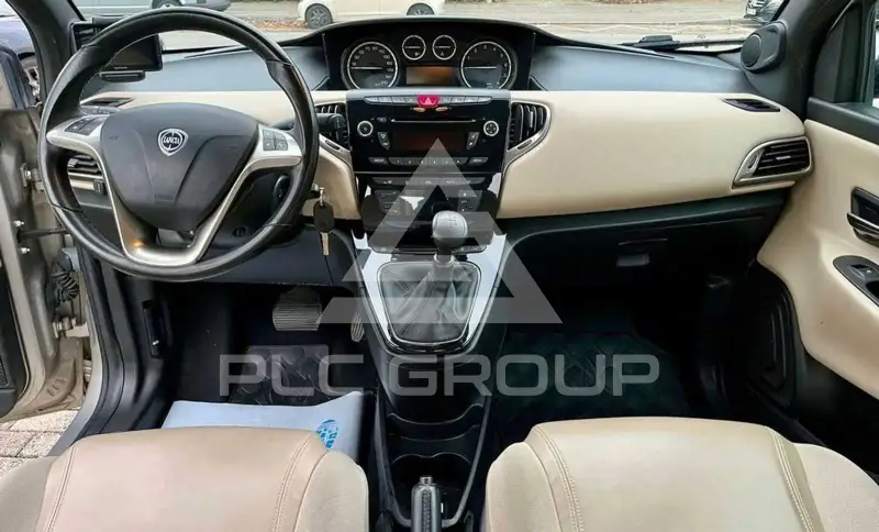 2013 Lancia YPSILON