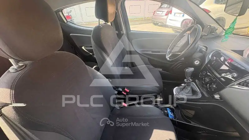 2013 Lancia YPSILON