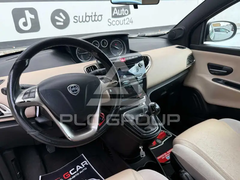 2013 Lancia YPSILON