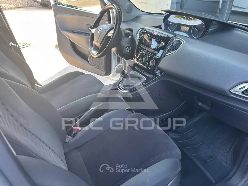 2013 Lancia YPSILON