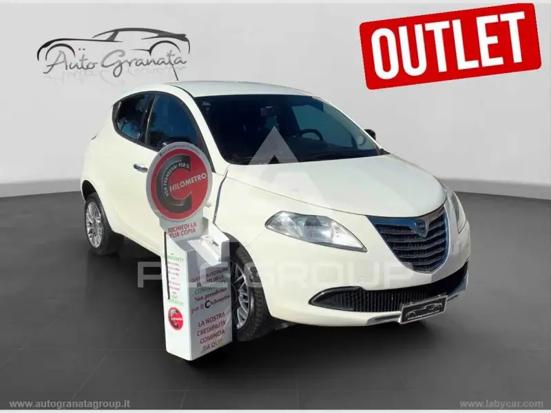 2013 Lancia YPSILON