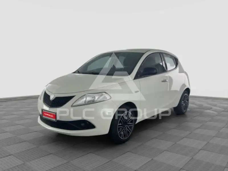 2013 Lancia YPSILON